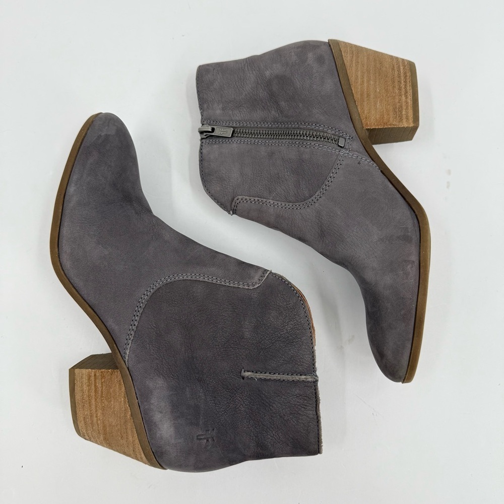 Frye Judith Western Seam Nubuck Leather Heeled Booties in Grey Womens Size 8.5